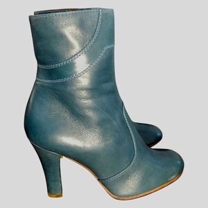 Marc Jacobs Teal Leather Heeled Ankle Booties, Size 6